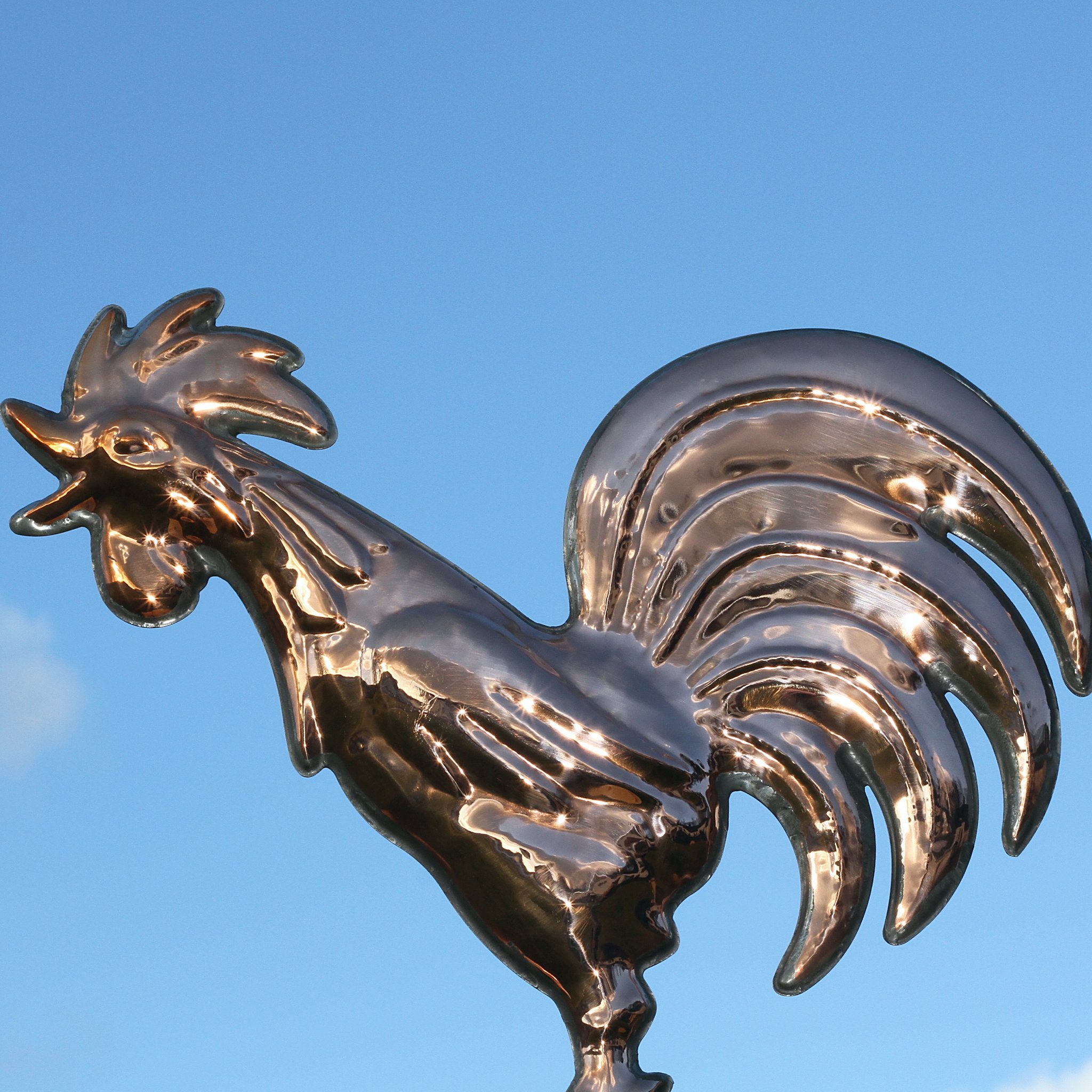 Krähender Wettehahn aus Kupfer, Dachschmuck 